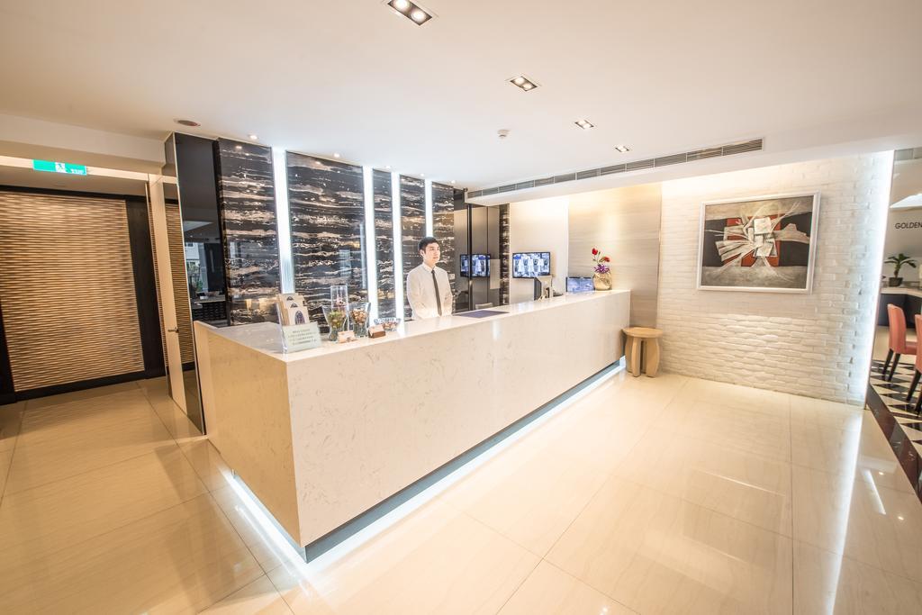 Golden Stone Hotel Гаосюн Екстер'єр фото